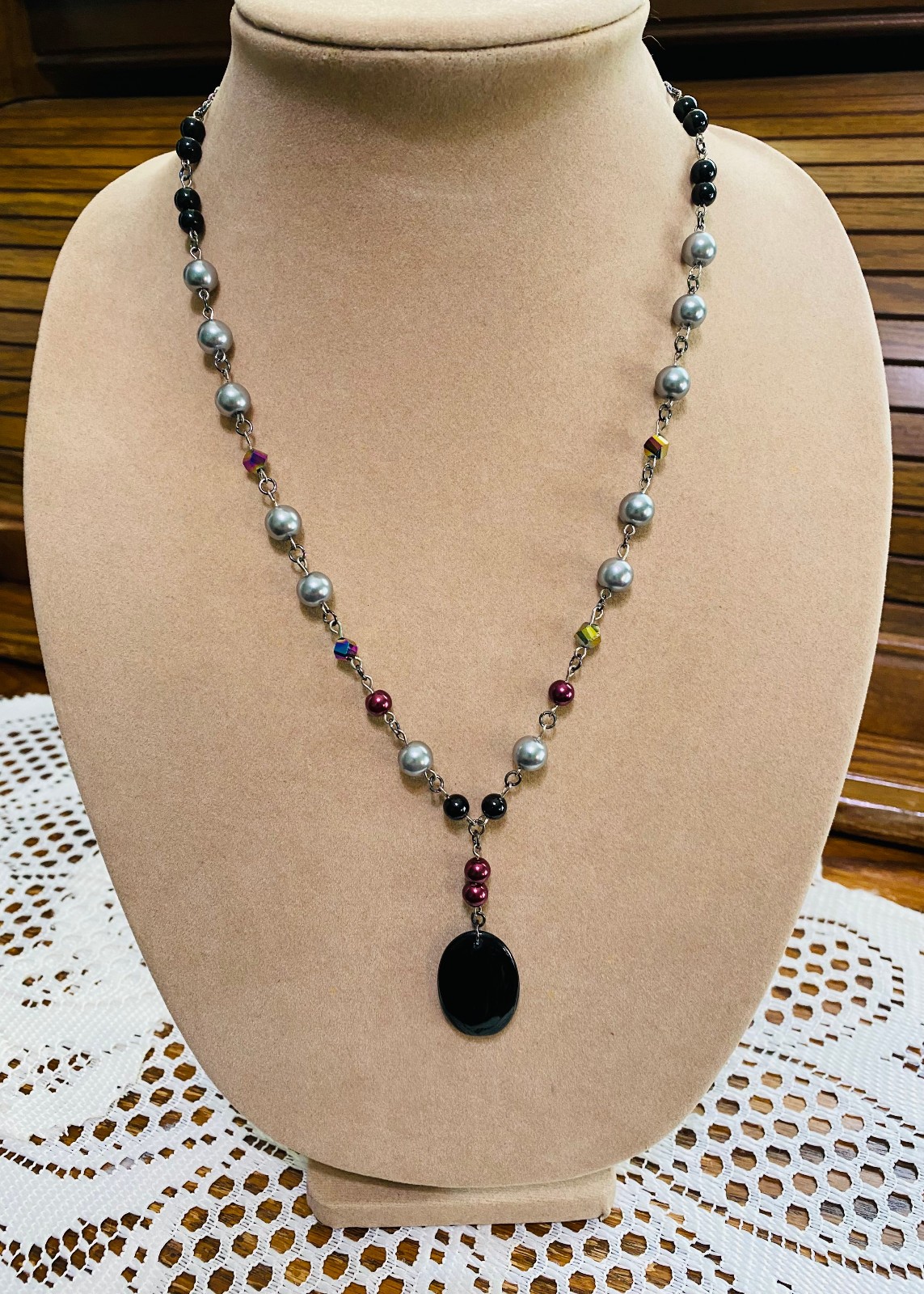 Handmade bead-link necklace gray burgundy black oval stone pendant