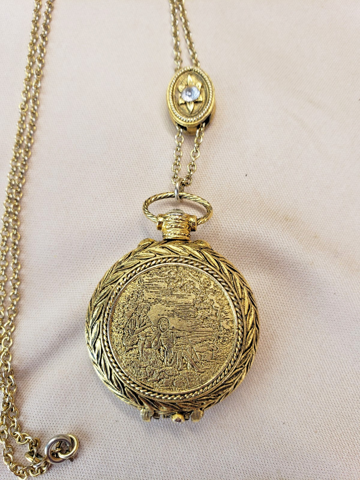 Max Factor Precious Time Gold Tone Solid Perfume Locket Pendant Necklace