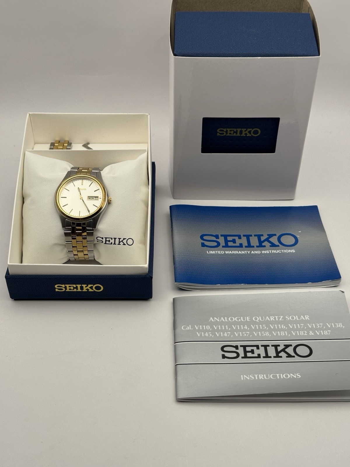 1998 Vintage Seiko Quartz Day-Date Two-Tone Men’s Watch – Seiko 7N43 Movement