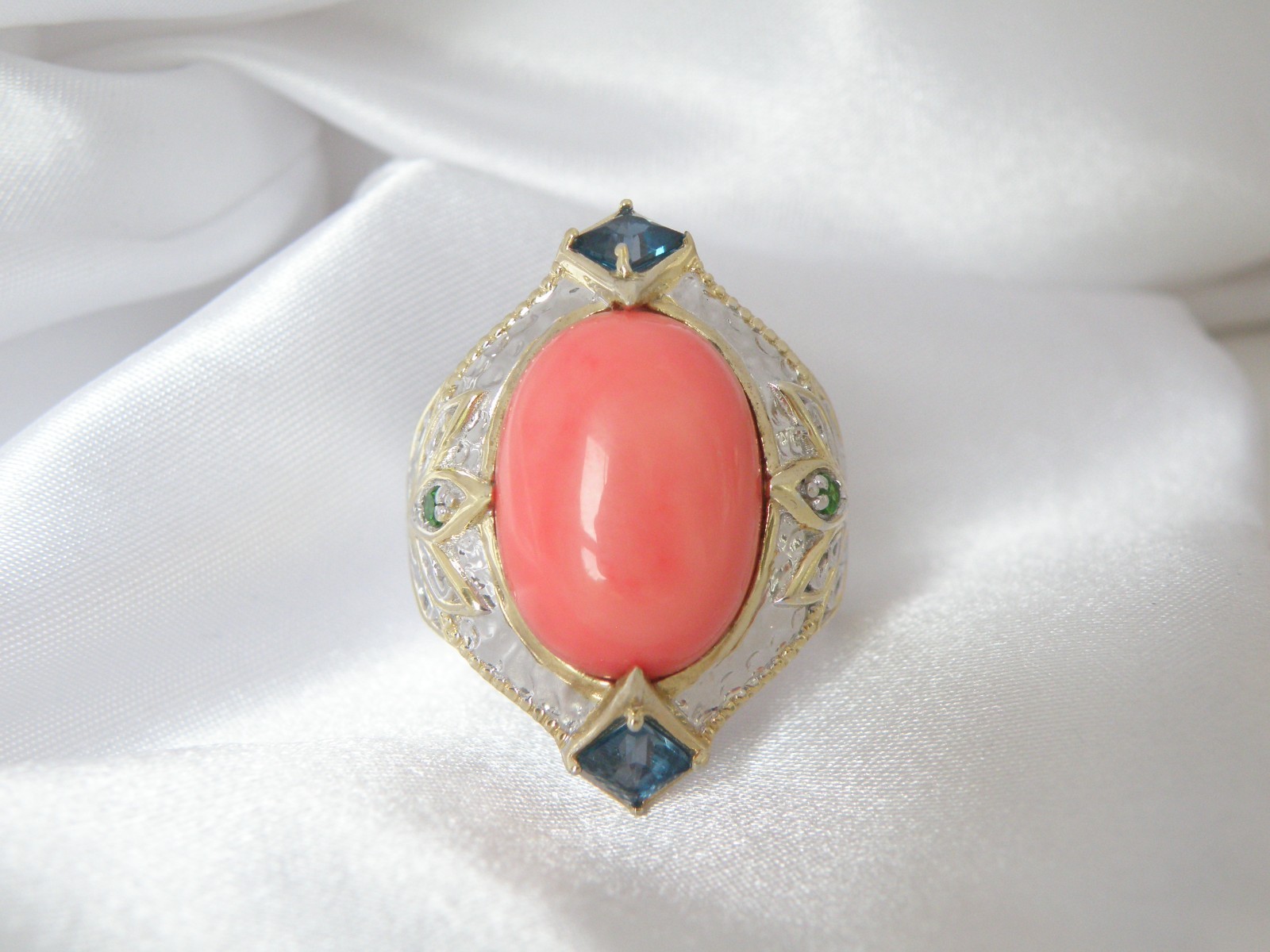 Gems en Vogue Michael Valitutti Sterling Silver 925 Pink Coral Statement Ring 10