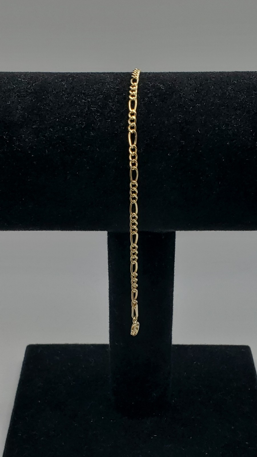 10K Yellow Gold Figaro Bracelet 2.5mm 7.25″ Women Italy, NEW