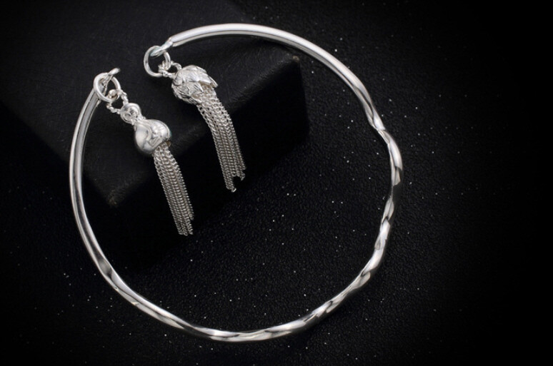 B22 Bangle Bracelet Waves and Tassels Fine Silver 990