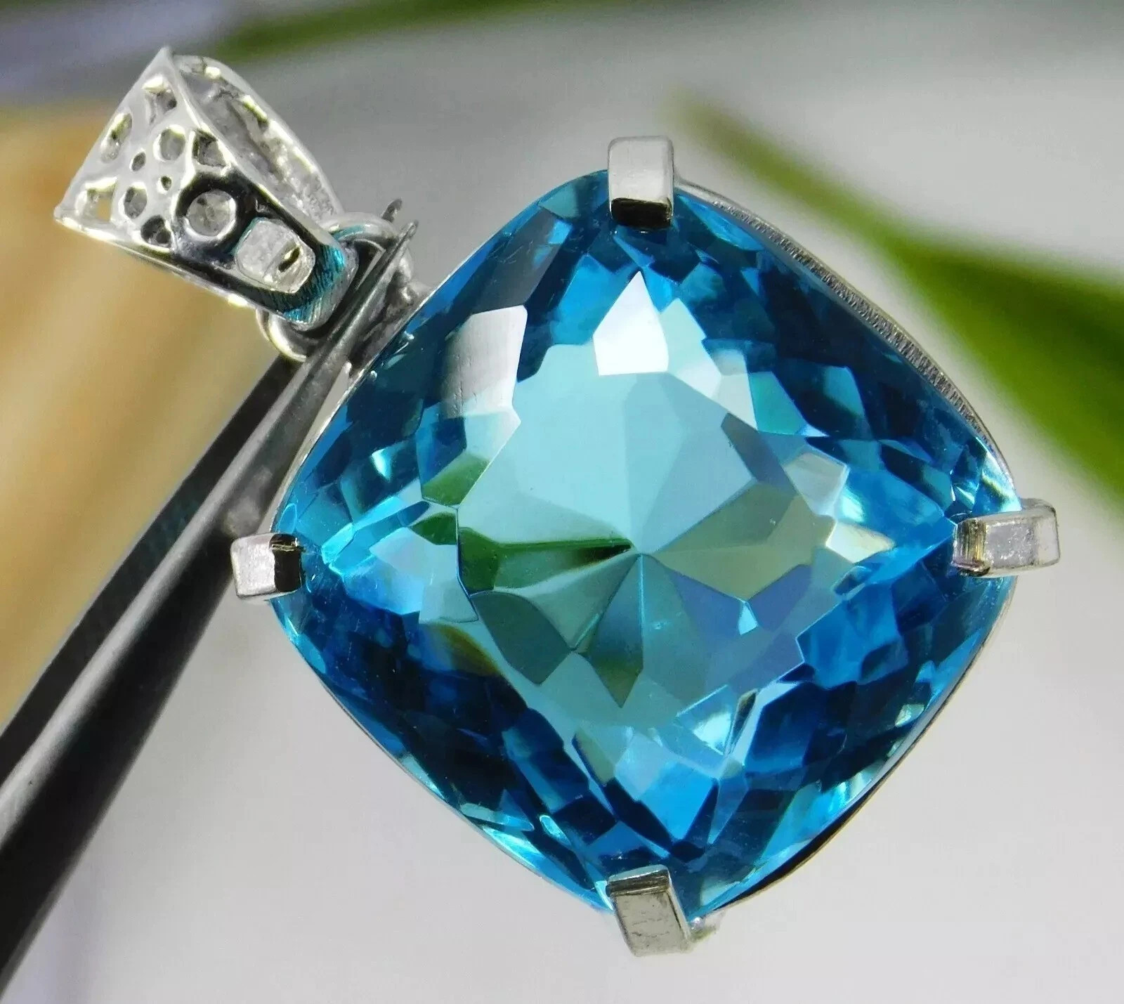 96 Ct+ Certified Natural Blue Topaz 925 Solid Silver Pendant Loose Gemstone
