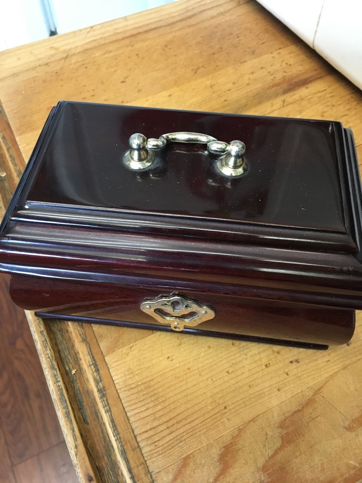 SUPER BITCHEN FANTASTIC DARK WOOD JEWELRY BOX – 6 X 4 X 3 1/2 INCHES