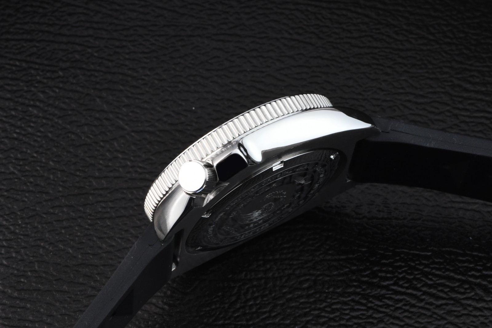 Heimdallr Sharkey Quartz Miyota 2115 Captain Willard 6105 Diver Watch C3 200M