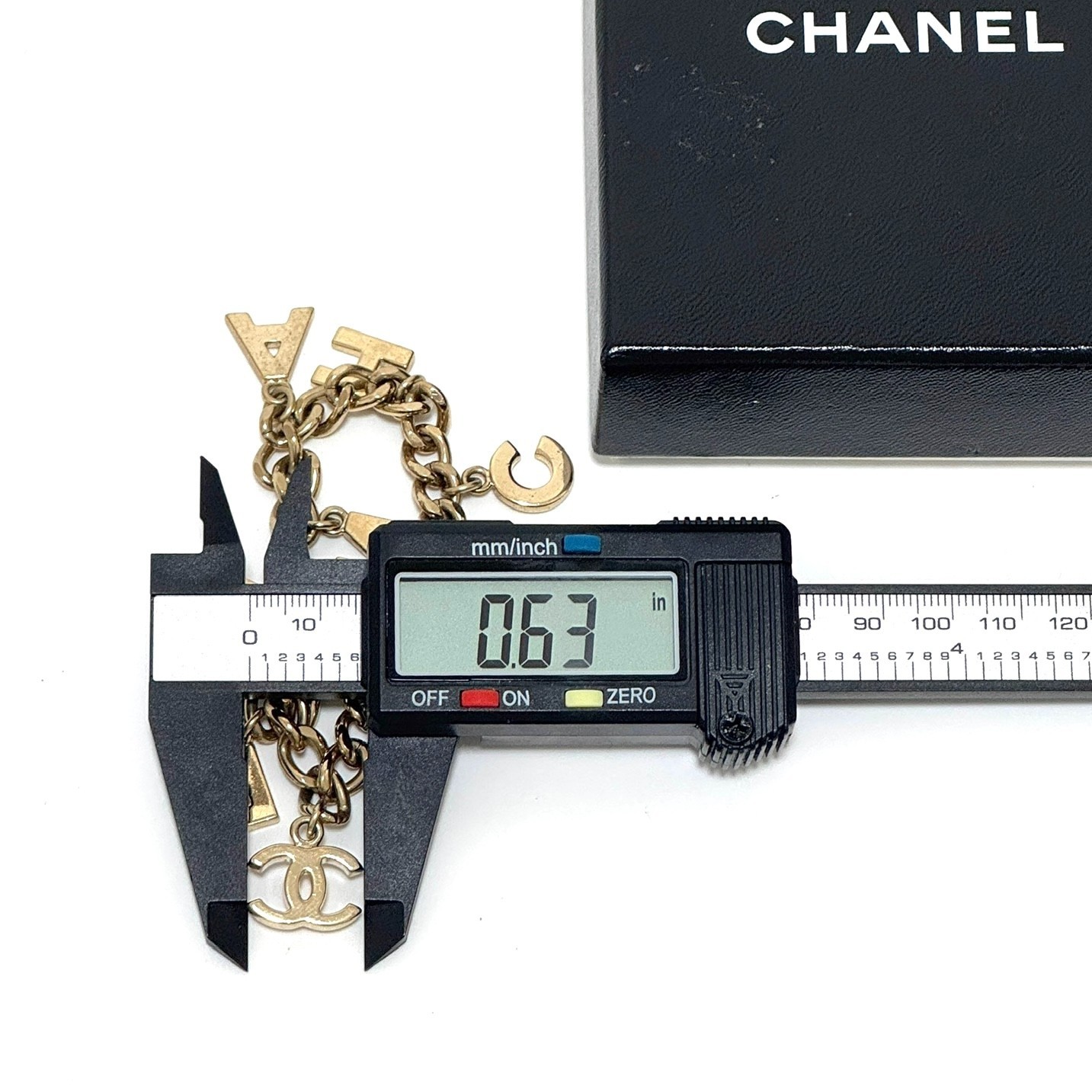 CHANEL 05V COCO Mark CC Logo Bracelet Gold Accessory Authentic JAPAN