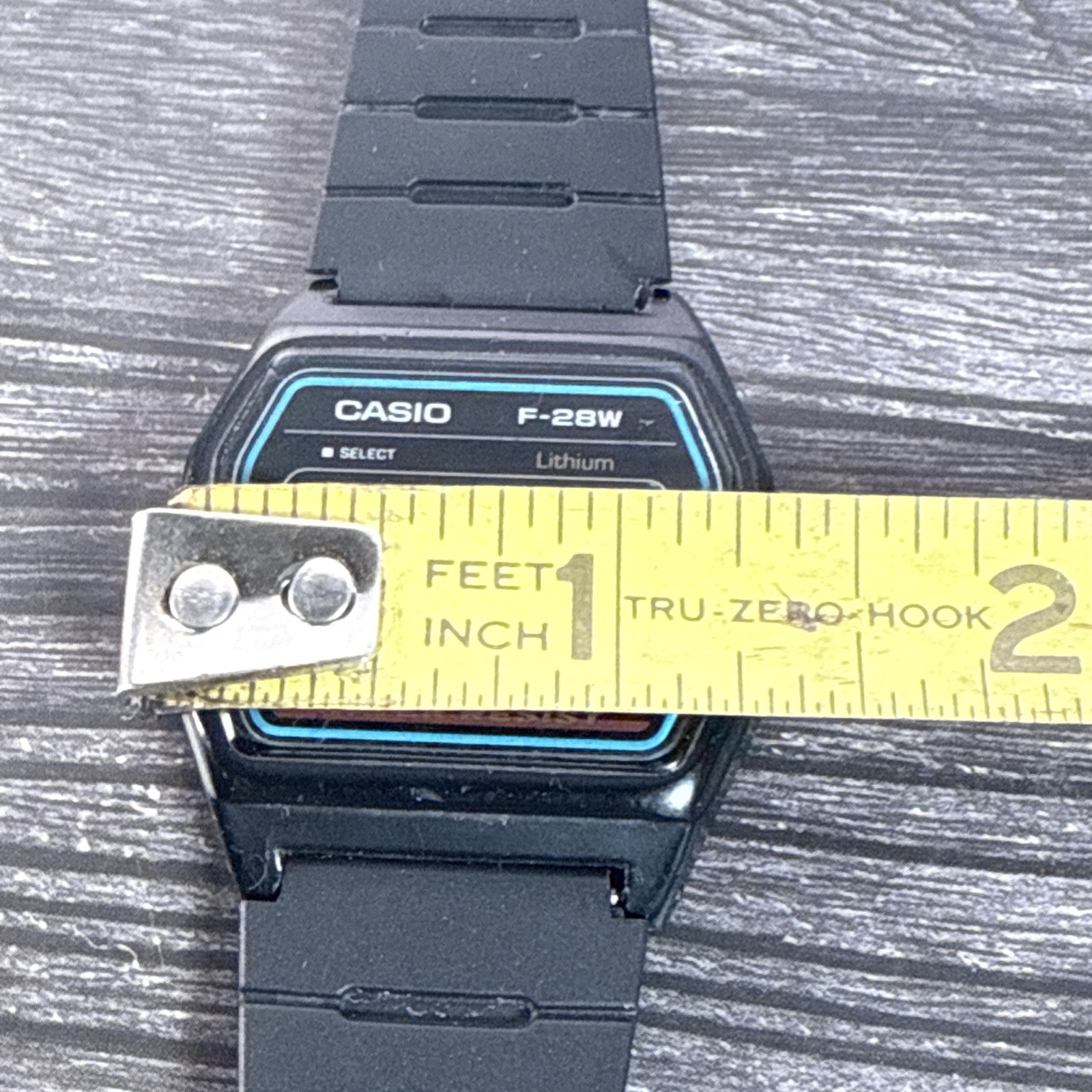 Casio F-28W Digital Watch Vintage Model 1156 Lithium Battery Water Resist Works