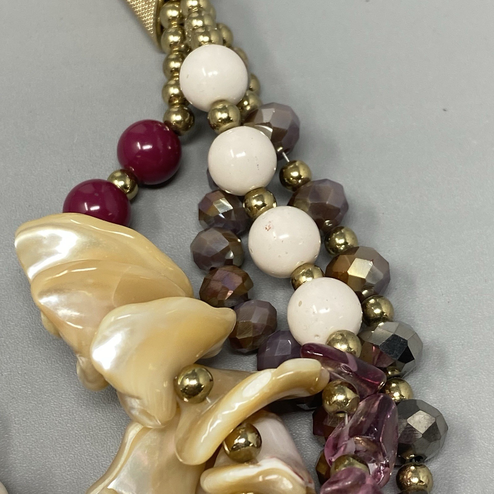 Chunky Statement Layered Necklace Mauve Purple Glass Shell Acrylic Gold Tone 21″