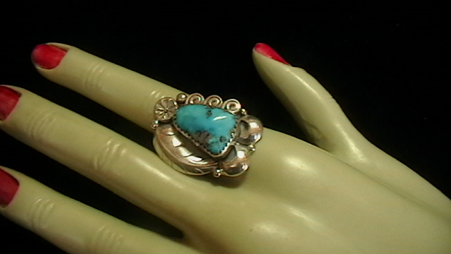 H. HARVEY STERLING & TURQUOISE RING SIZE 8, 8.99 GRAMS