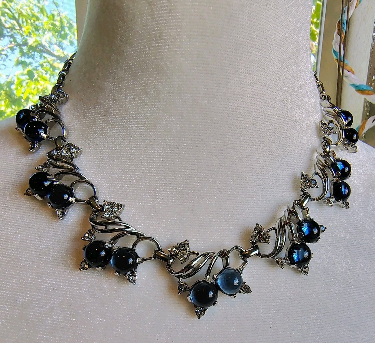 Vintage Blueberry Tutti Fruitti Cabochon & Clear Rhinetone Necklace Silver Toned
