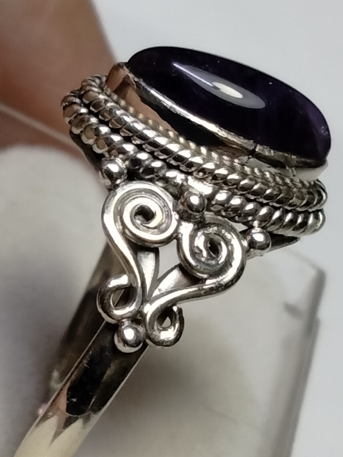 NATURAL AMETHYST IN TRENDY FILIGREE&HALO SET STL. SILVER.925 RING SIZE 9.0-9.25!