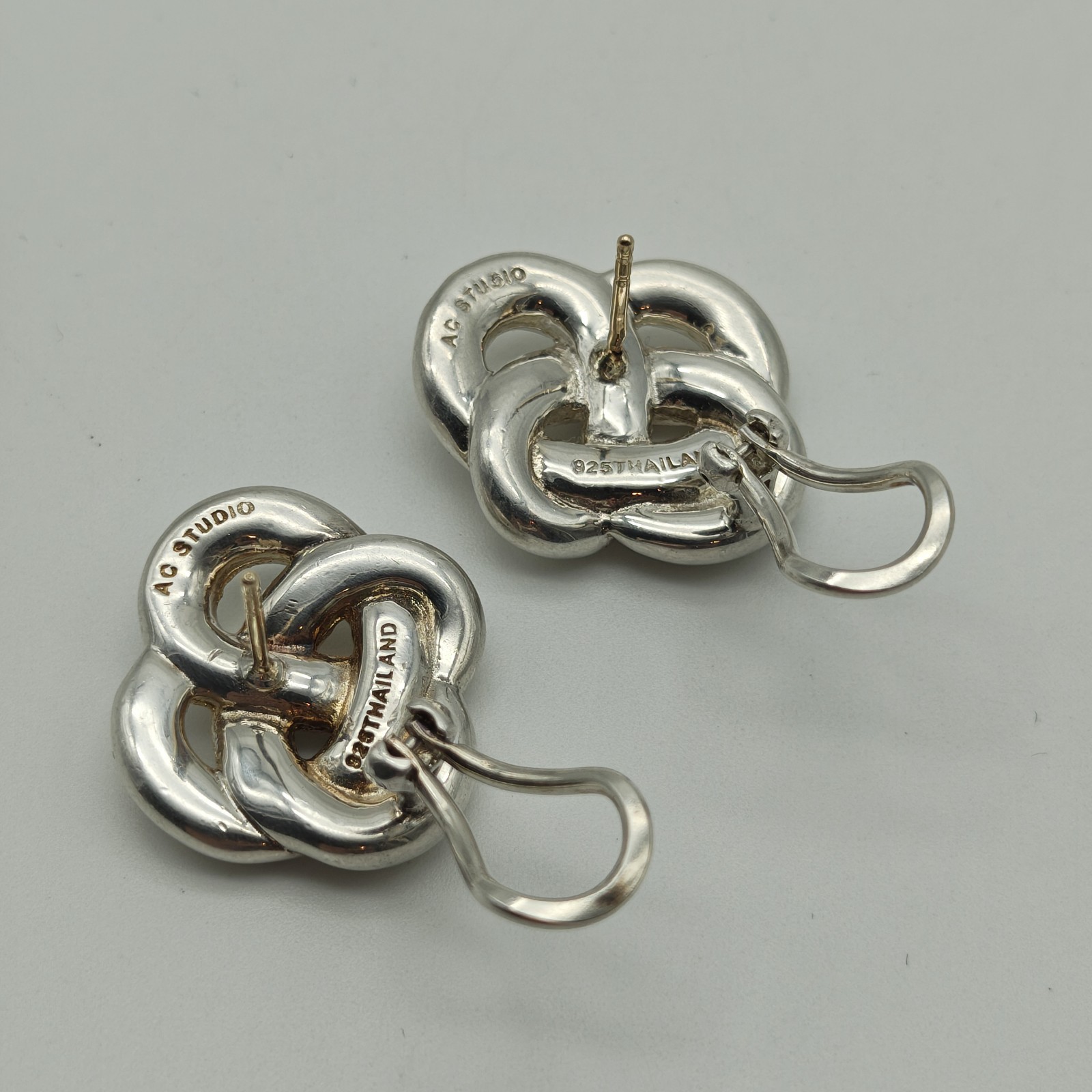 Angela Cumming AC Studio Sterling Silver 925 14K Gold Posts Knot Earrings