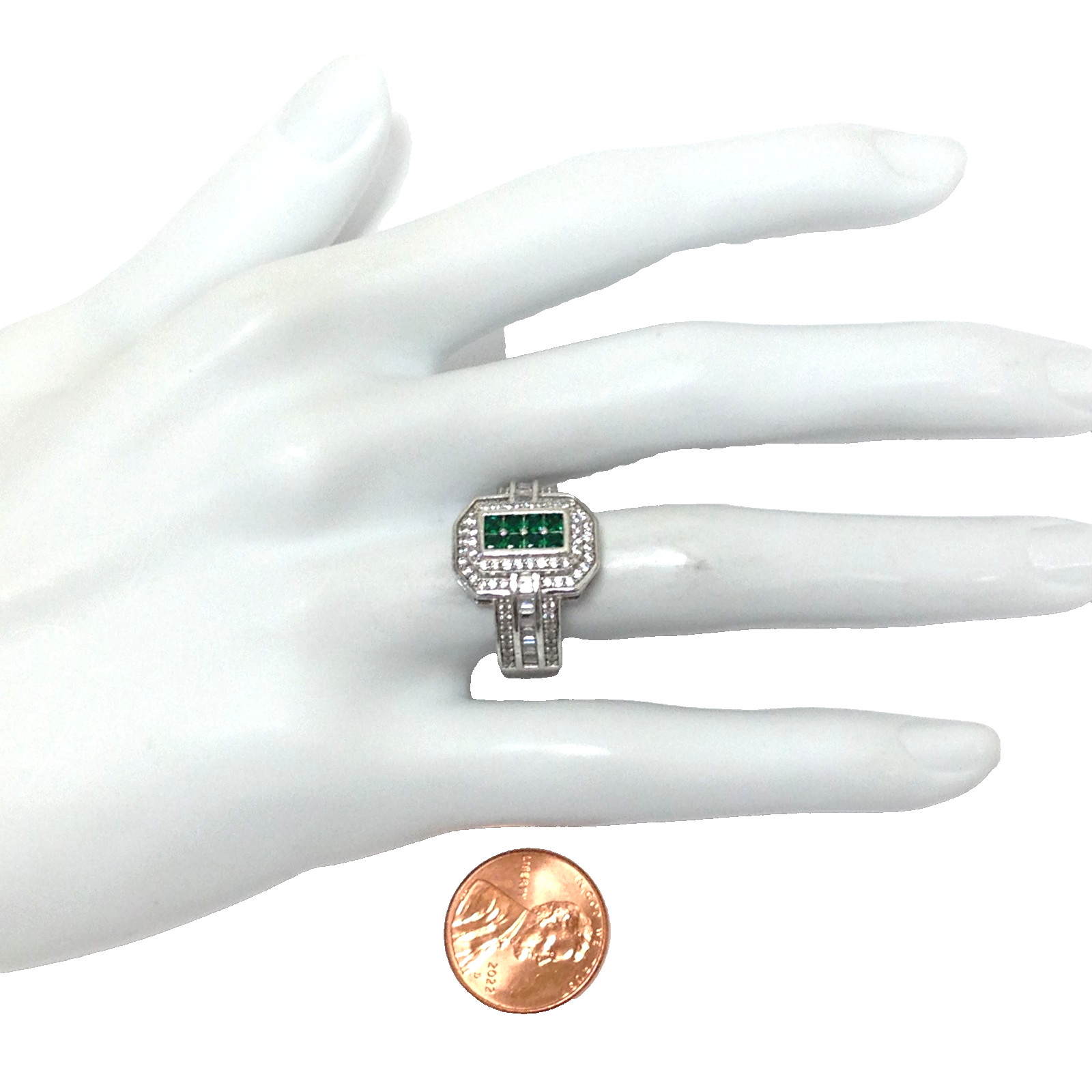 Fuzion Creations FZN Signed 925 Sterling Silver Green & Clear CZ Ring Size 7