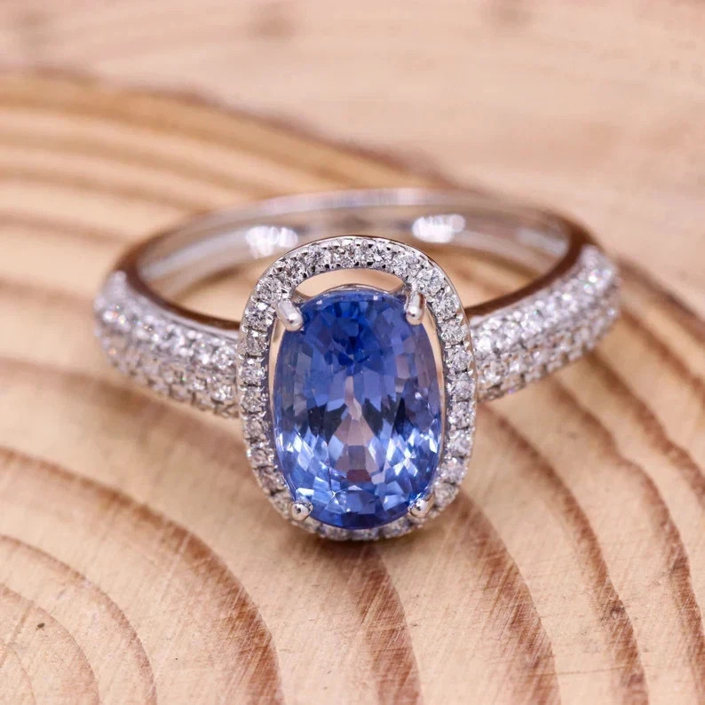4.80Ct Oval cut Natural Tanzanite & Diamond 14K white gold Engagement Ring