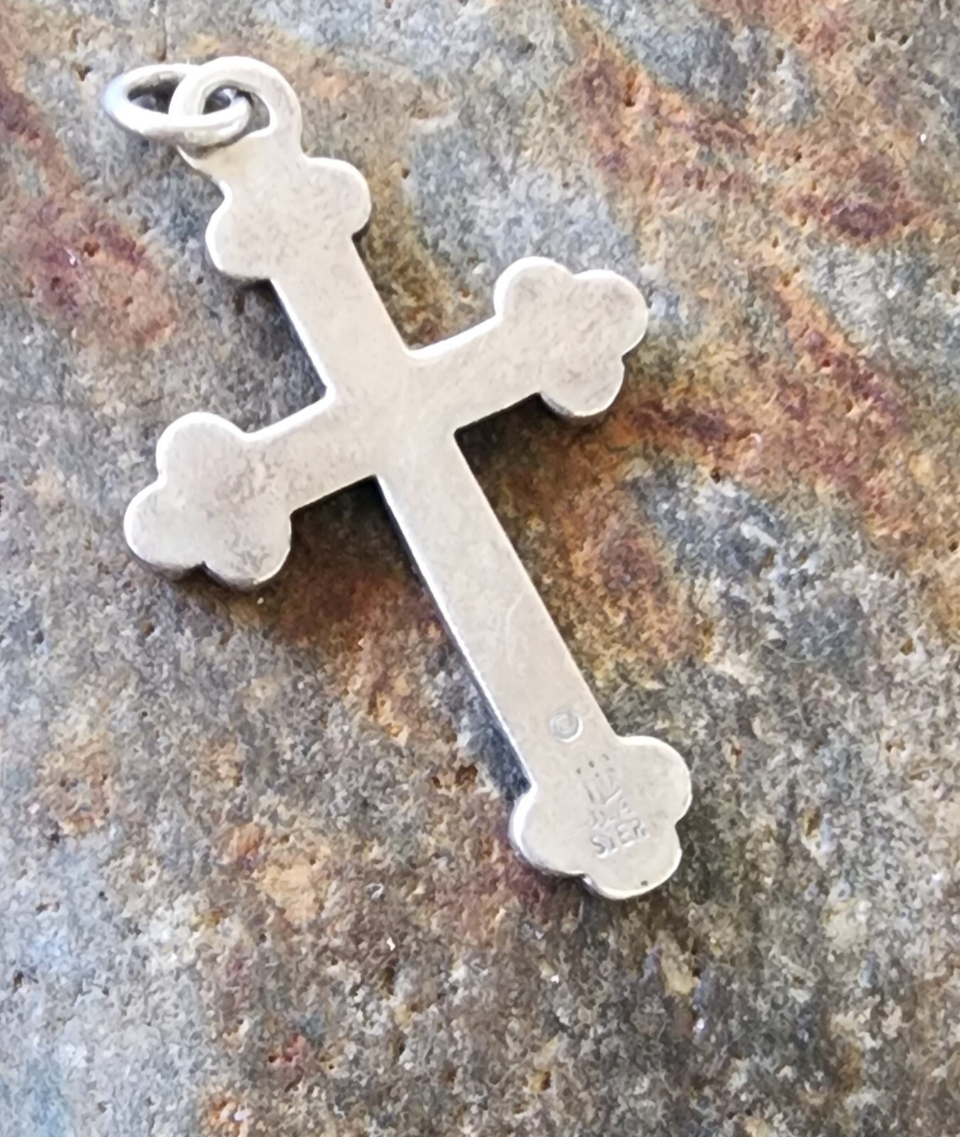 Retired James Avery Raised Rope Edge Cross Pendant Unisex, Neat! 5.59 Grams