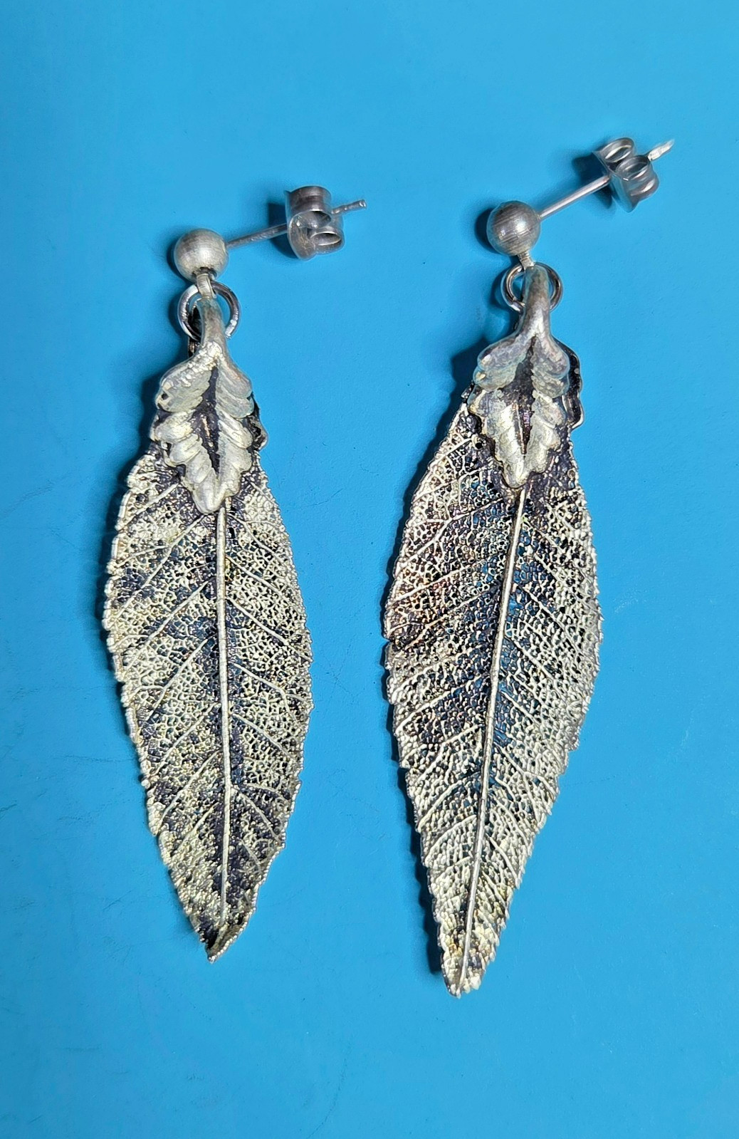 Vintage Leaf Dangle Earrings Antique Silver Finish