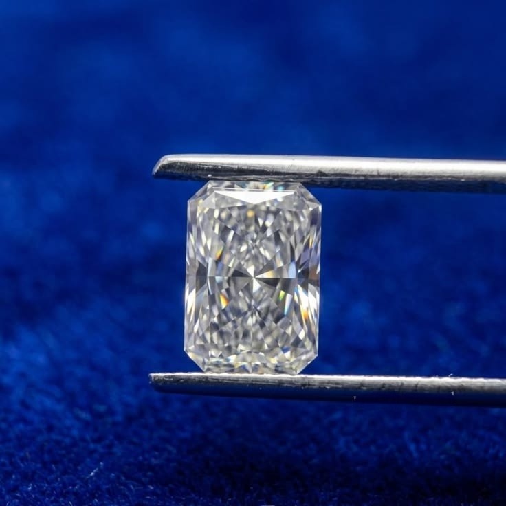 Lab Grown CVD Diamond 1.00 Ct Radiant Cut D Color, VGTL Certified Loose Diamond