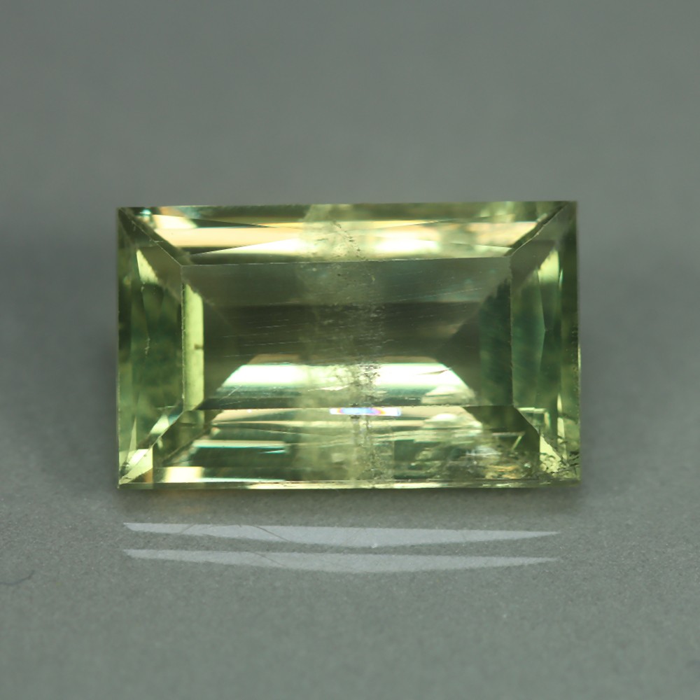 4.48 Cts_Dream Collection_100 % Natural Unheated Color Change Diaspore_Turkey