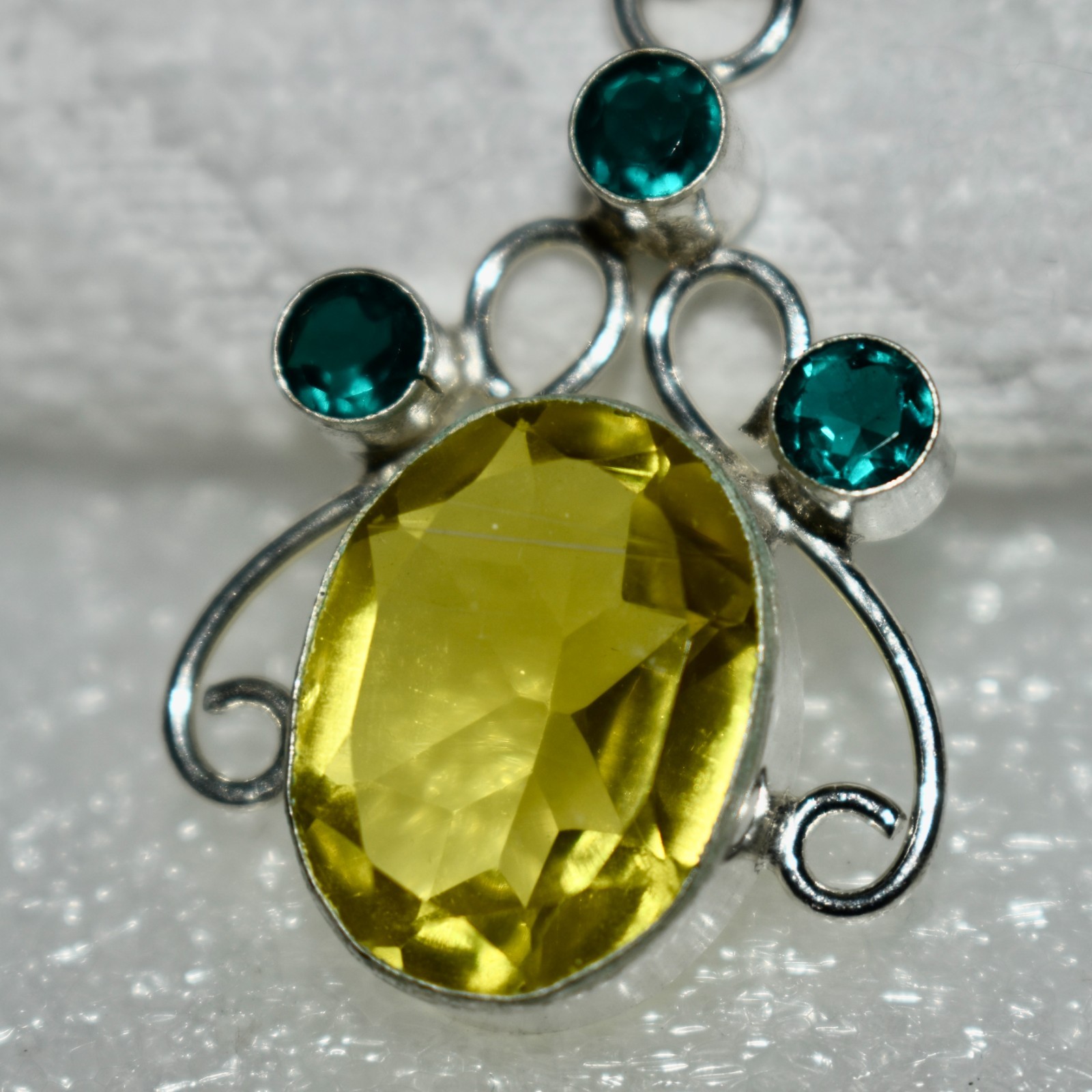 Lemon Yellow & Aqua Quartz Gemstone Handcrafted Sterling Silver Pendant 7.36 gm