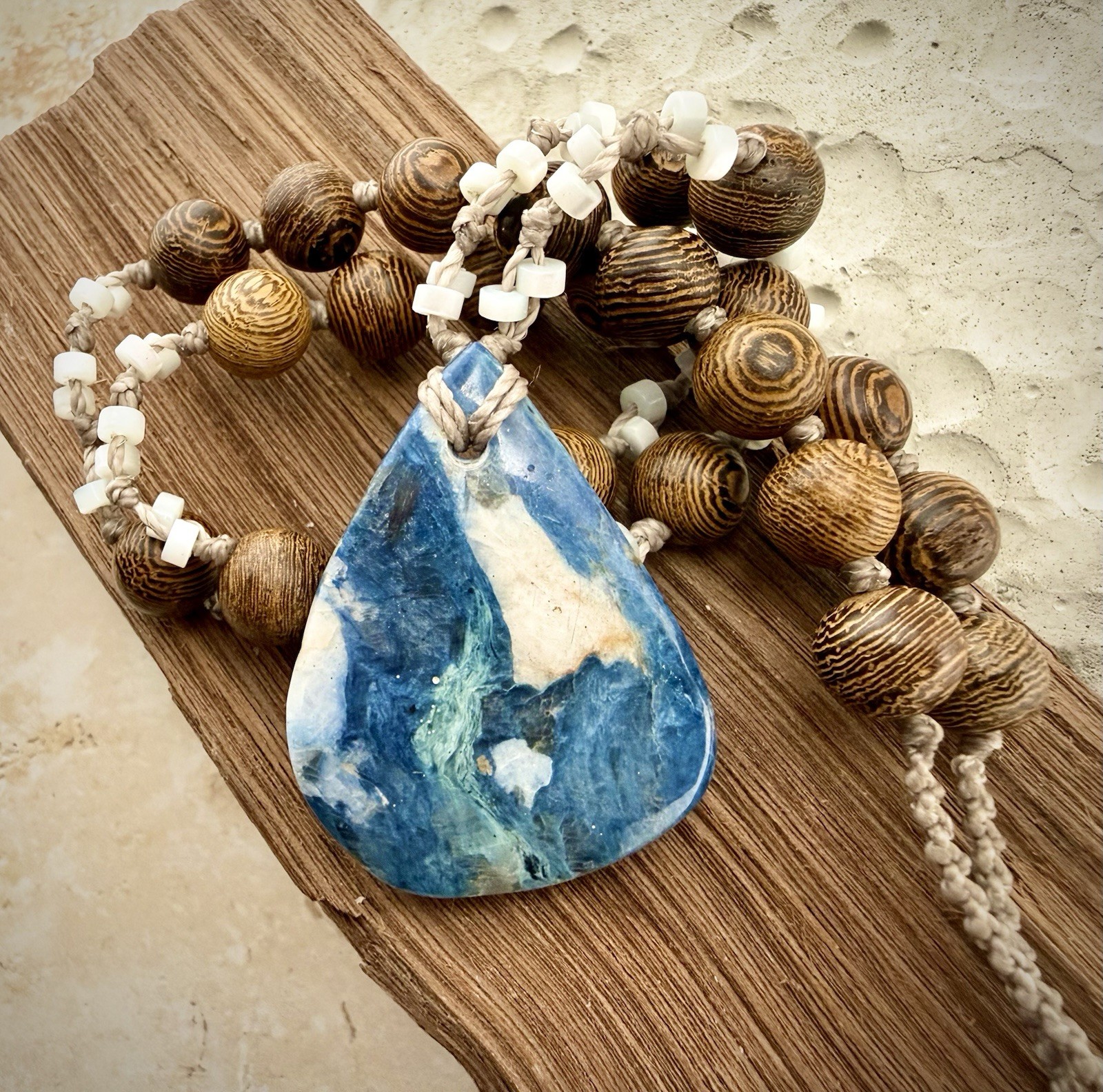 Amazing Blue Green White Kyanite Pendant Necklace Abalone Crystal USA Artisan