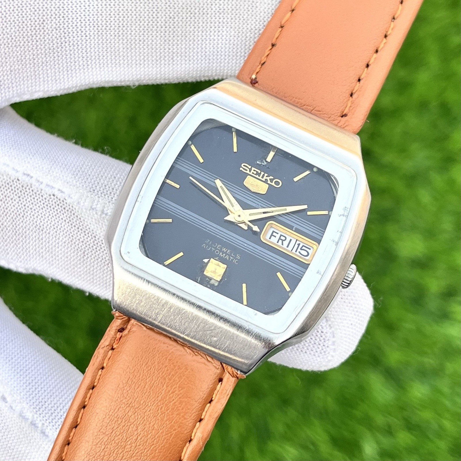 Vintage Seiko 5 Dress Formal Automatic Japan Made Men’s Watch Cal 6309