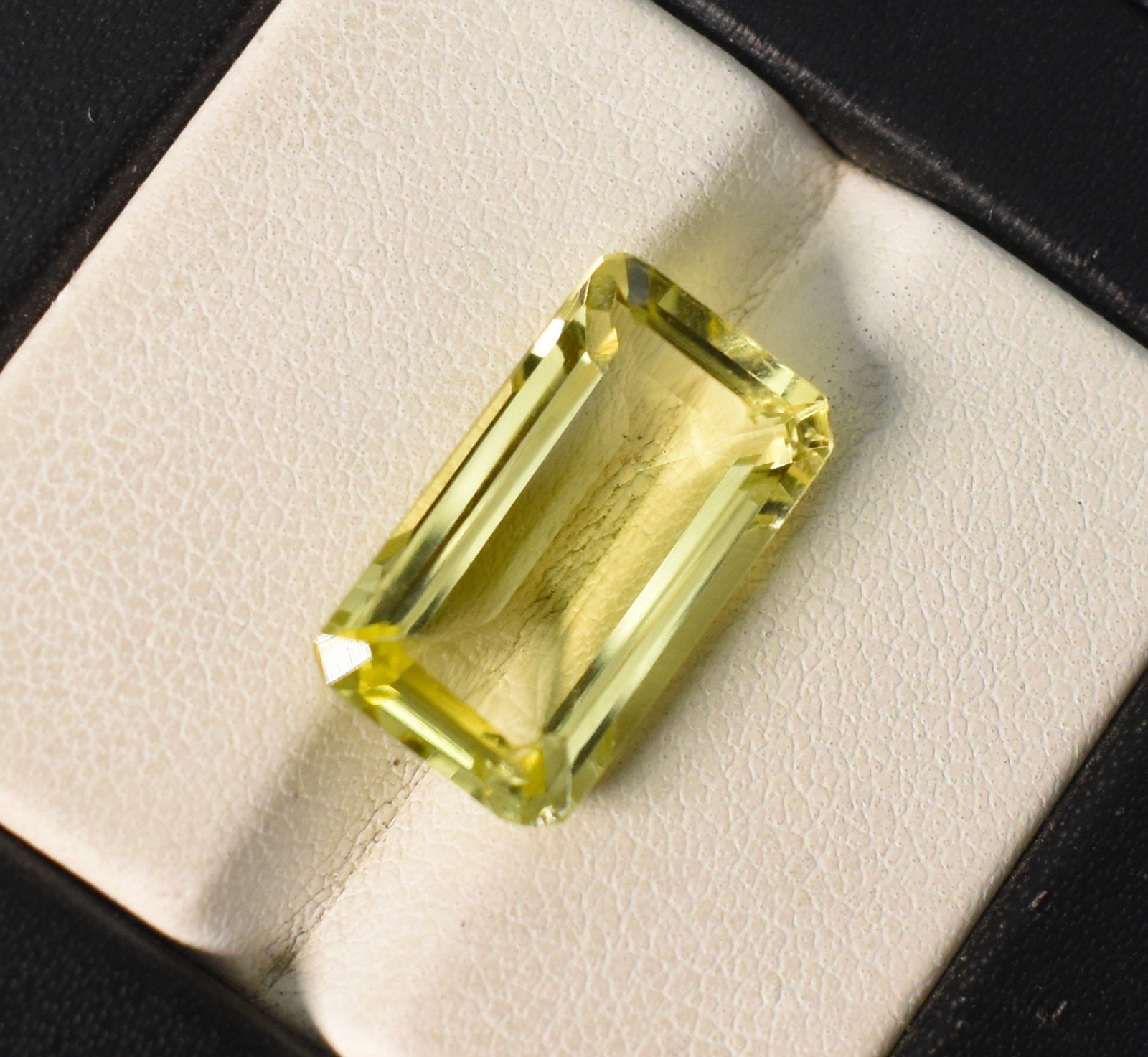 Natural Lemon Quartz Octagon Emerald Cut Gemstone 16.5X9.5X6 MM 7.15 Cts