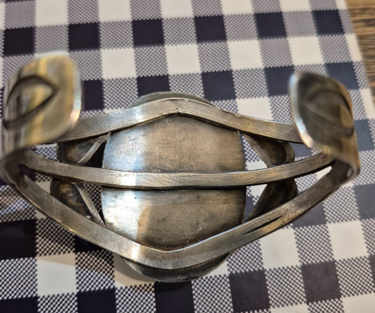 gorgeous large fred harvey era cuff green turquoise coin silver(?)?