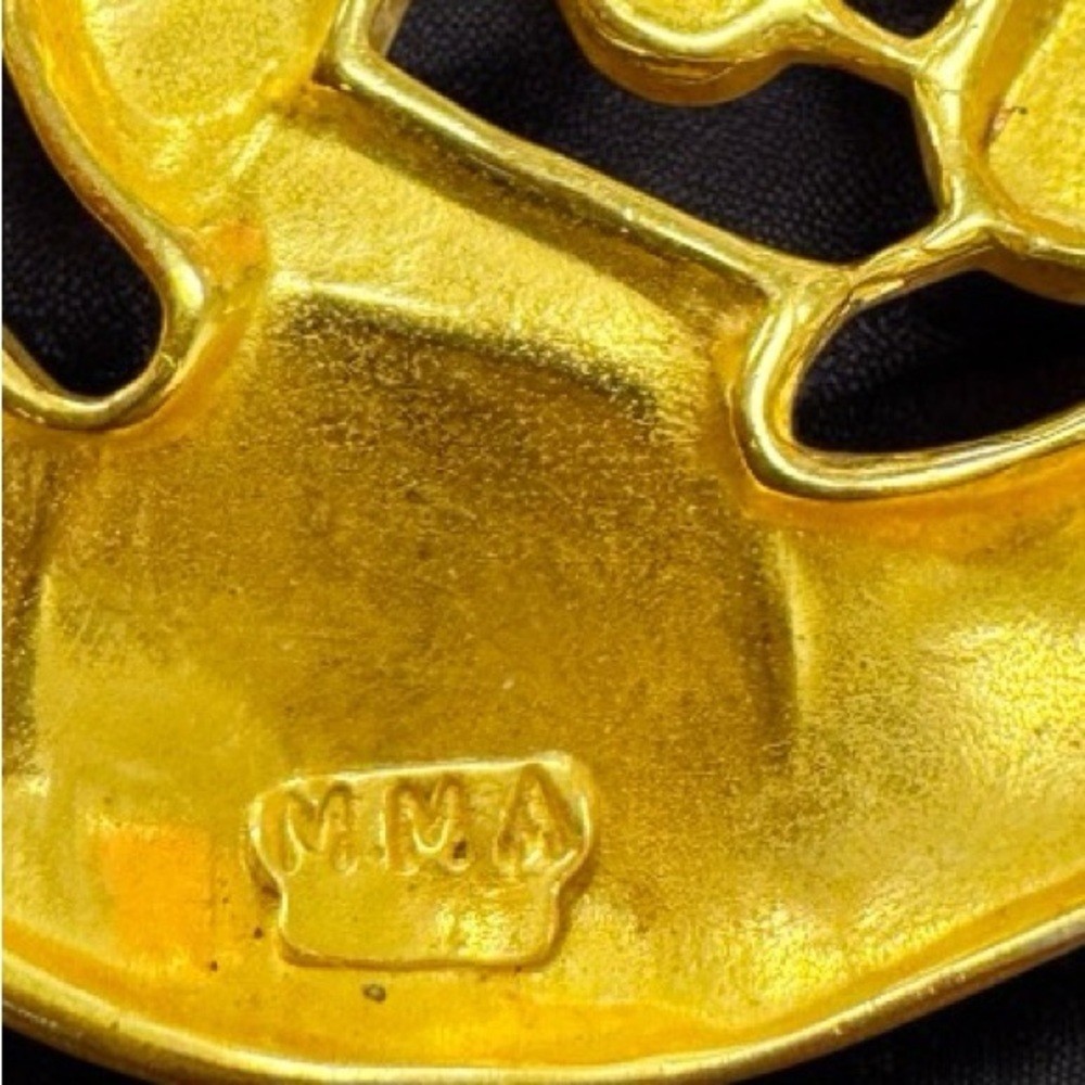 Vintage Chameau Et Chameau Gold plated panther pin from MMA