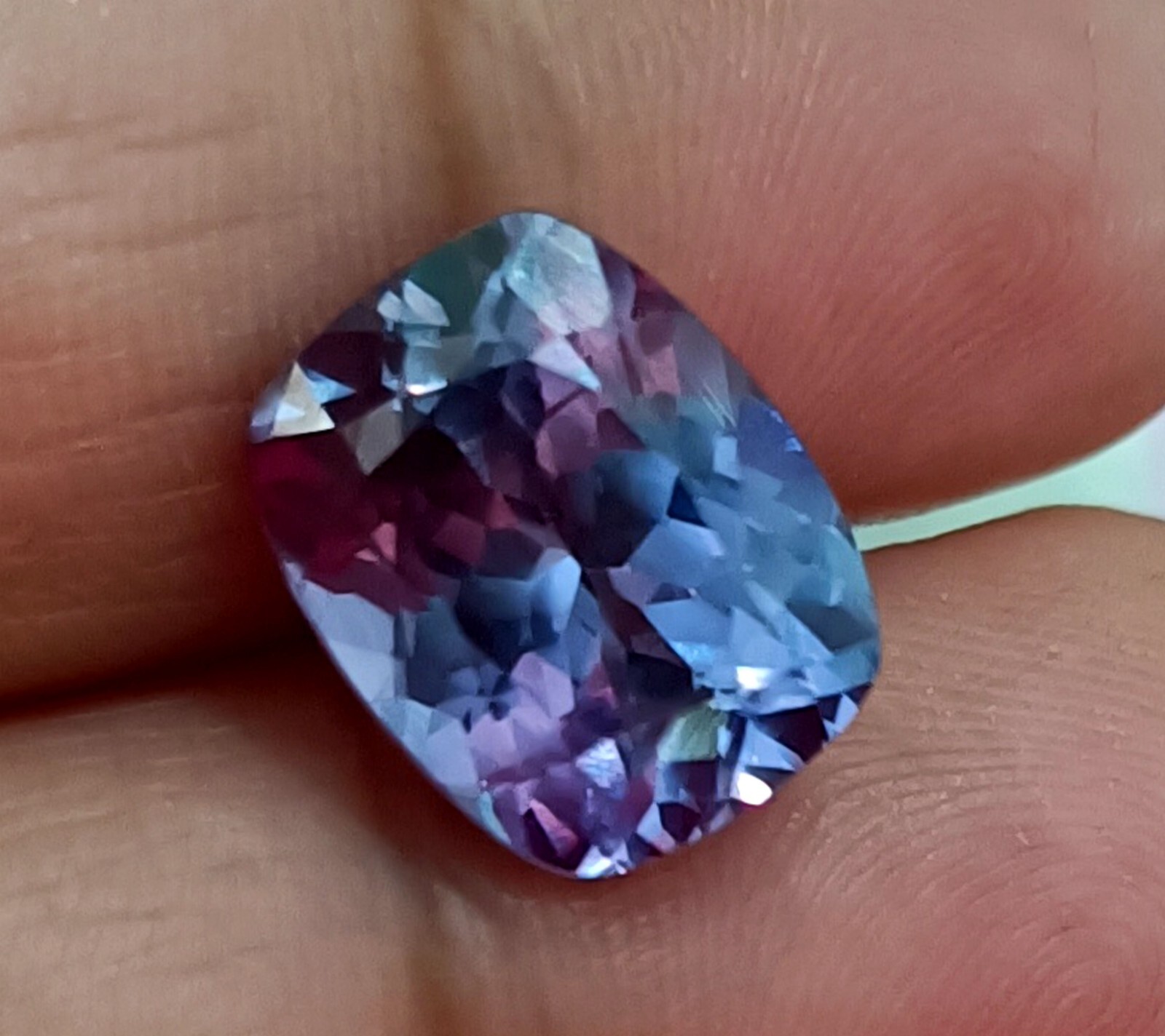 NATURAL Loose Montana Bi-Color Change Sapphire Cushion Cut GEMSTONE 20.00 Ct