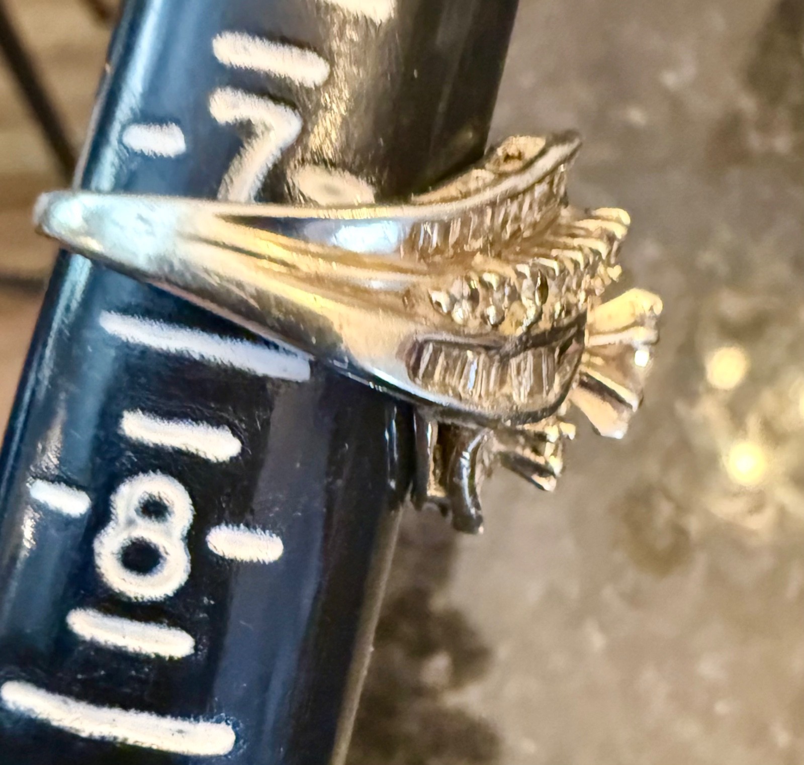 Vintage 14K Gold & Natural Diamonds Cocktail Ring Size 7 Weighs 8.8 Grams