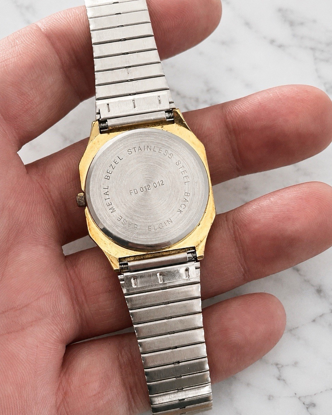 💙 RUNS GREAT! Neo Vintage 1980s ELGIN Nautellipse Gold Tone Quartz Watch