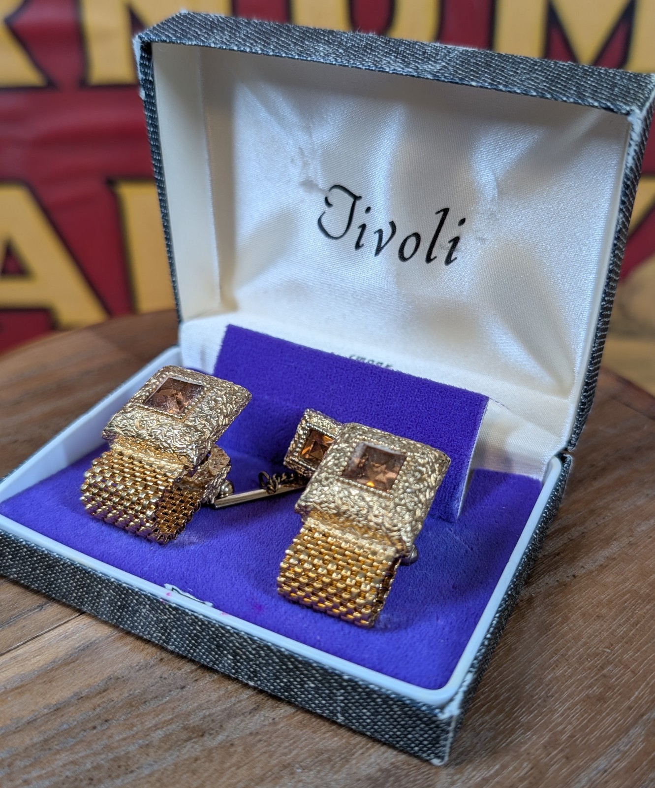Swank Tivoli Vintage Gold Tone Cufflinks with Tie Pin In Original Box Never Used
