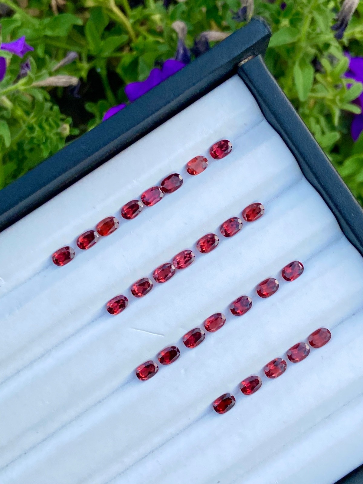 16.59 Ct Natural Faceted Rhodolite Garnet Lot Oval Shapes From Tanzania