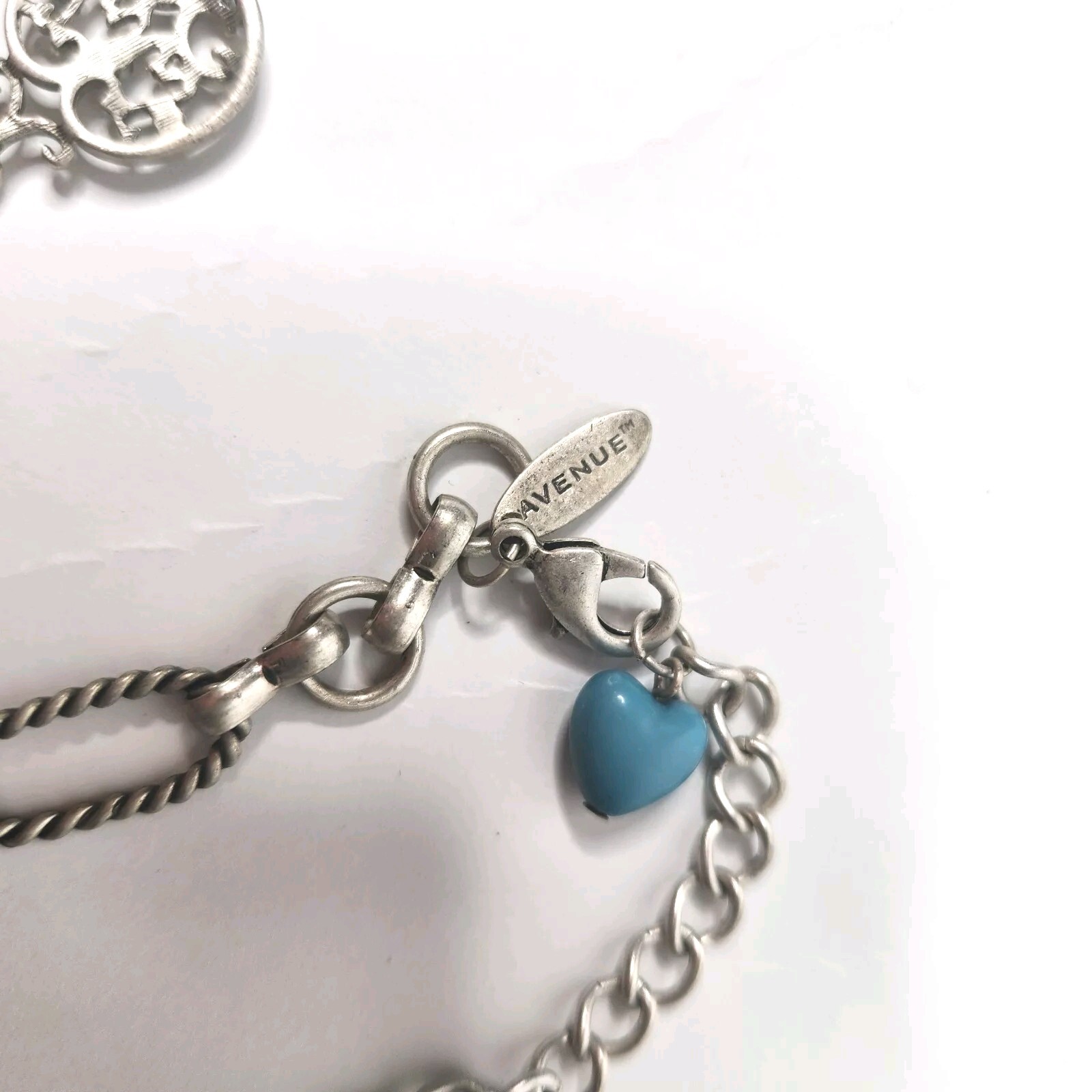 Avenue Women’s Vintage Silver Toned Gem Necklace