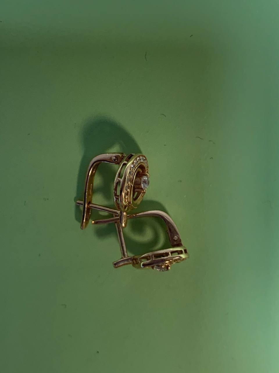 Vintage earrings from Ukraine made of 14-karat gold (583 assay value), Ukrainia