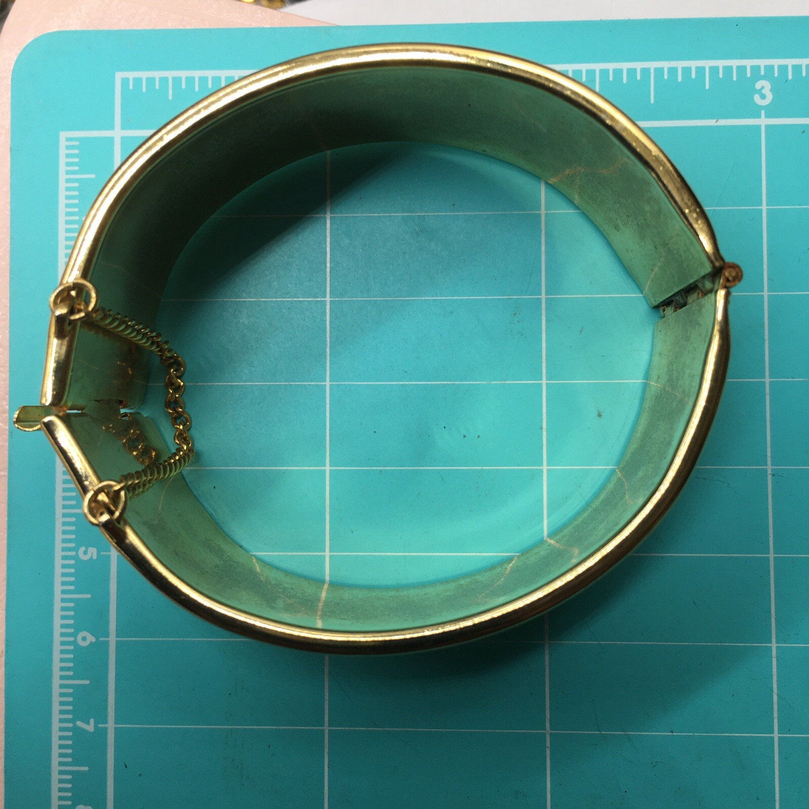 Floral Pattern Bangle Bracelet with Safety Chain Gold Tone Chinoiserie Embossing
