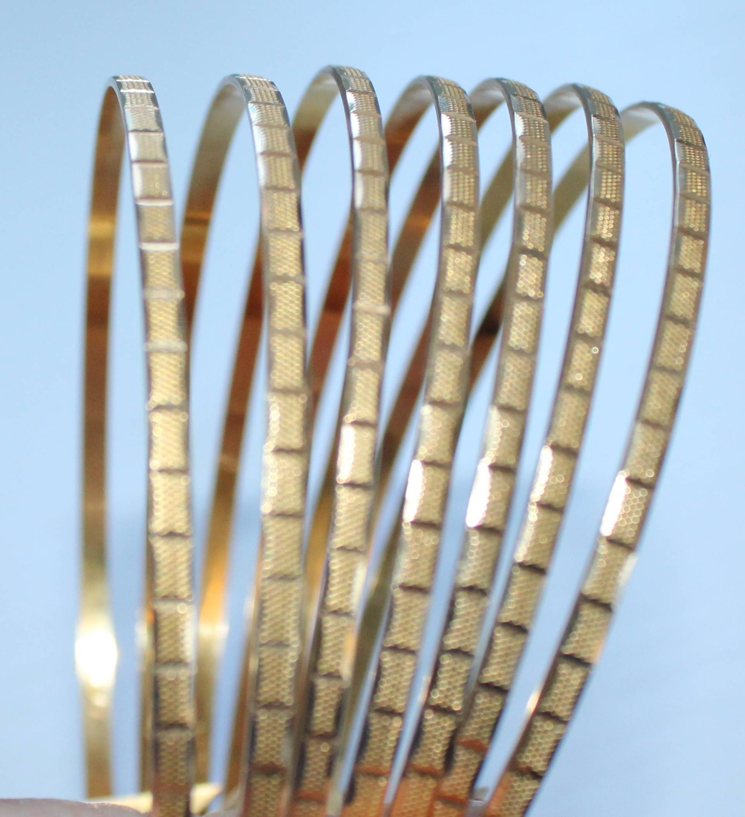 7 ~ 14K Yellow Gold Seminario Bangle Bracelets Diamond Cut 40.9 Grams 2 5/8″