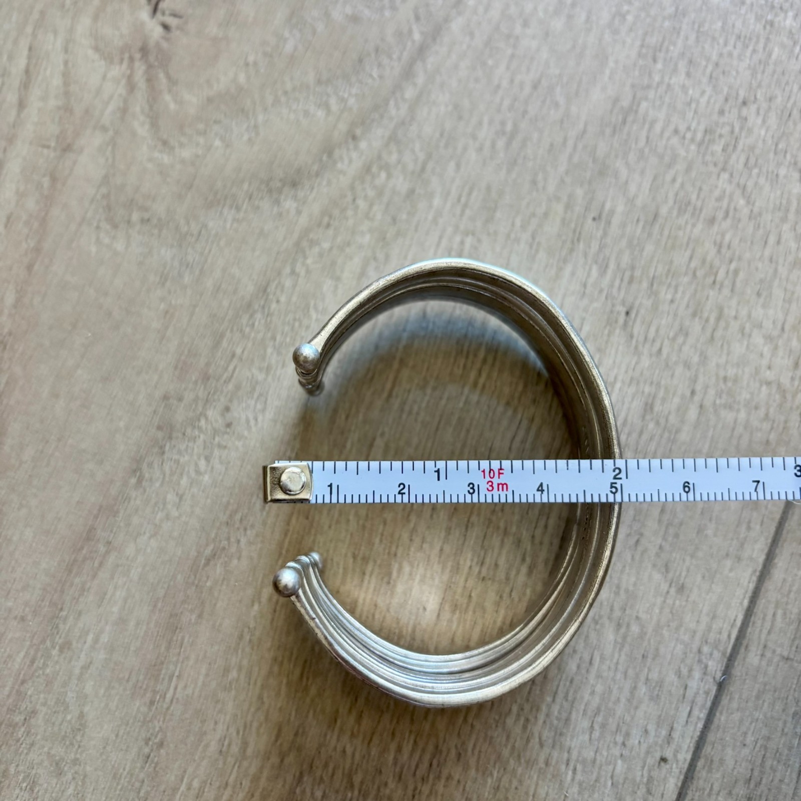 Lucky Brand Silver Toned Cuff Bracelet Women’s Slip-On Multi-Row
