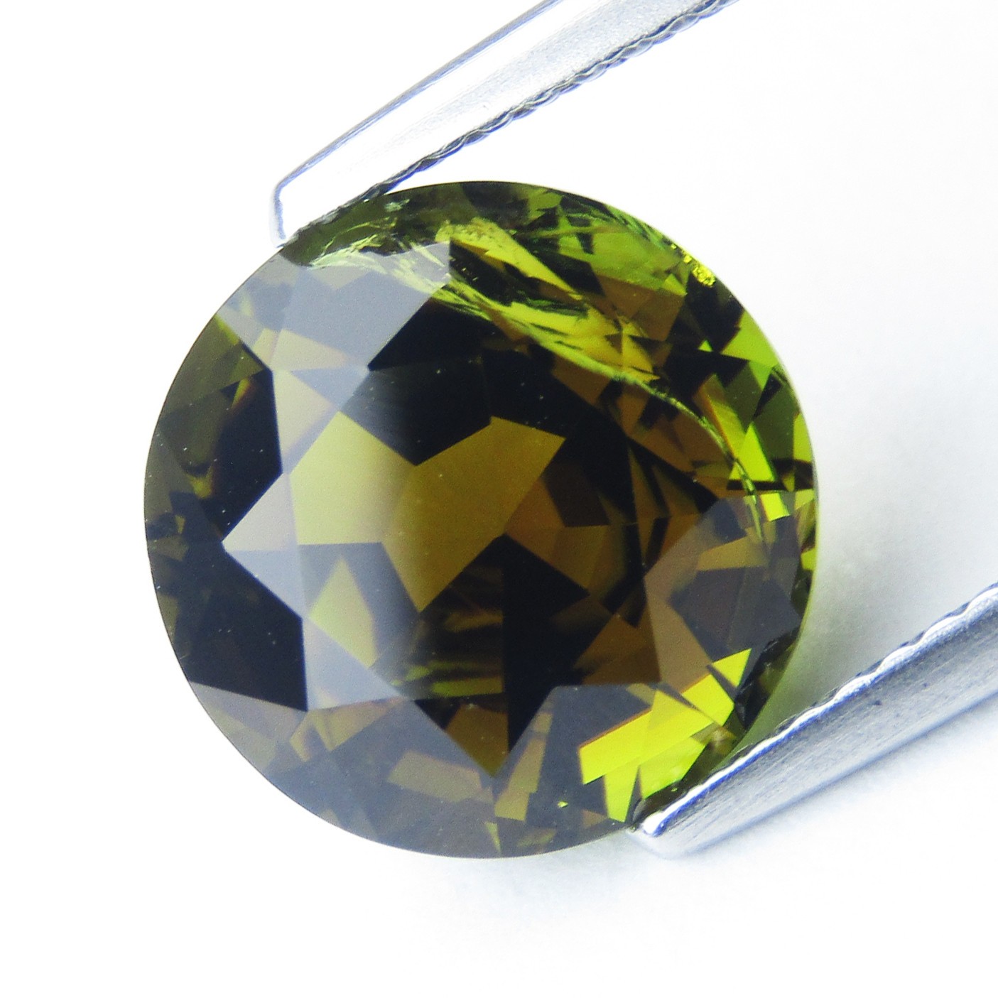 5.05Cts Fabulous Natural Green Tourmaline 10.9mm Round Shape Collection Gemstone