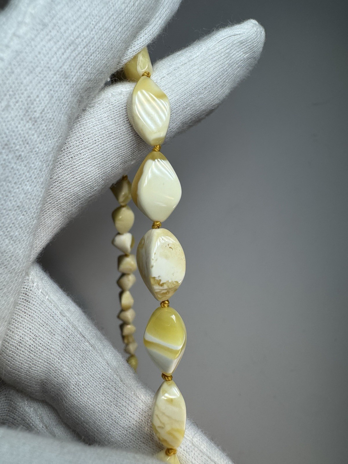 Natural Baltic Amber Bead Necklace – Rare White Milky Amber – 10.5g – 46cm