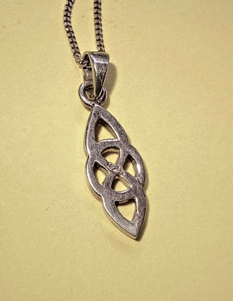 Silver Celtic Knot Design Pendant