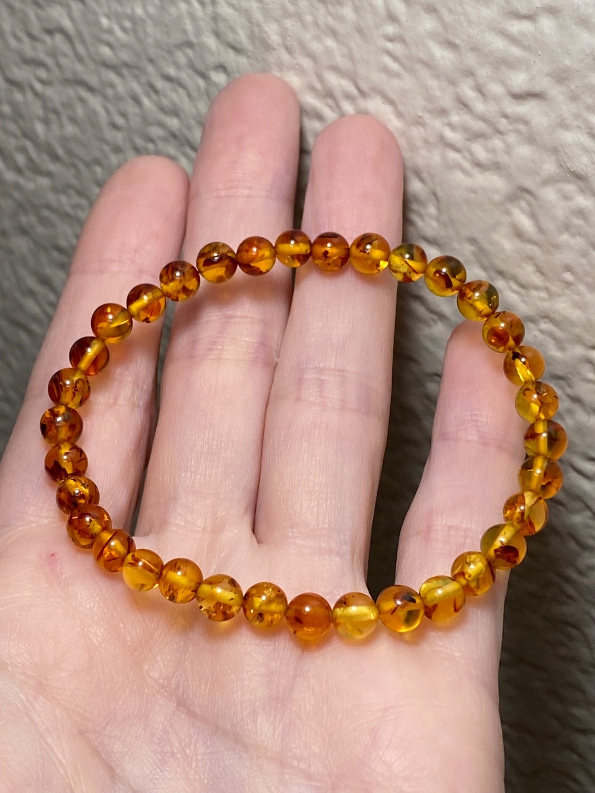 Flower Amber Stretch Bracelet – Approx. 5.8mm Beads – Fits Approximately 7 Inch