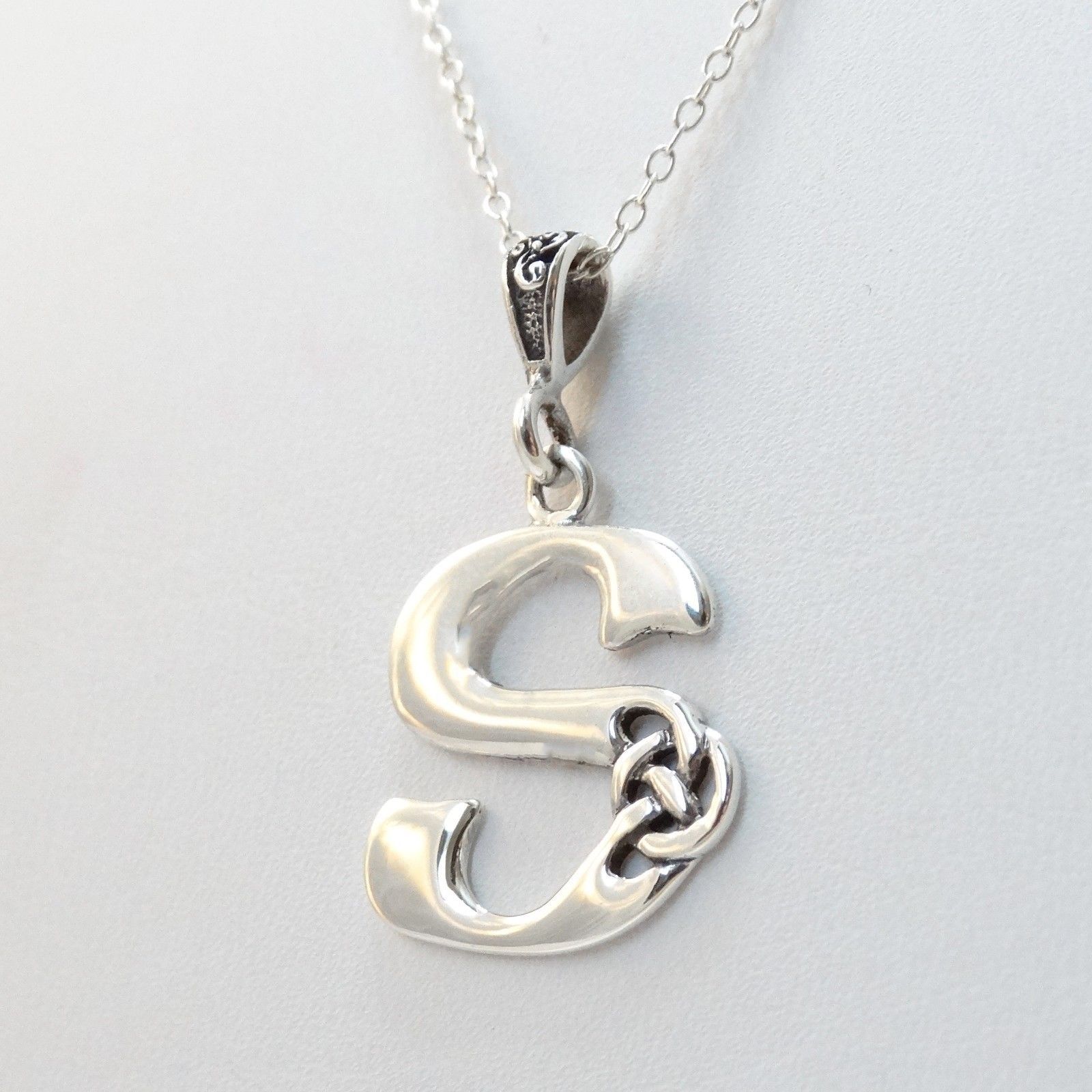 Celtic Initial Letter S Necklace – 925 Sterling Silver – Irish Knot Initials NEW