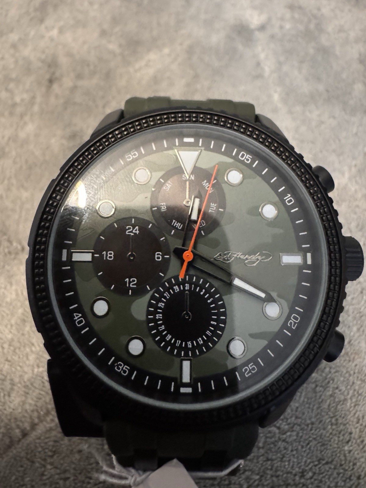 Ed Hardy Men’s Quartz Chronograph 24-Hour 44-47.9mm Camo Dial Green Strap w/ Box