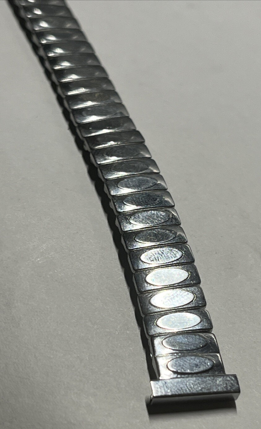 Stainless Steel Women’s Watch Band Expansion 12.4mm Vintage Raised Oval Textured