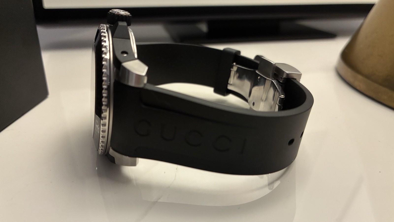 Gucci Snake Dive Quartz Watch Stainless Steel and Rubber