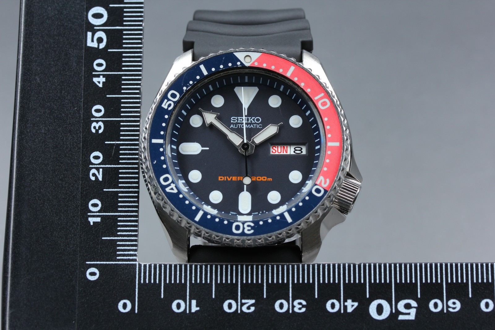 Seiko SKX009 7S26-0020 Navy Boy Pepsi Bezel 200mm Men’s Diver’s Watch From JAPAN