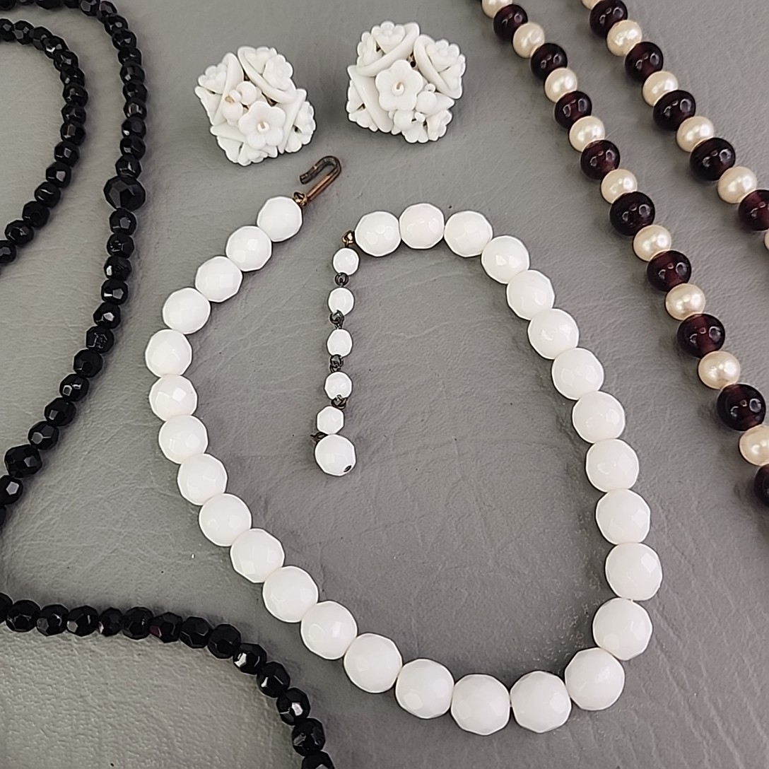 Vintage Beaded Necklace Screw Back Earrings Lot of 4 Glass Black White