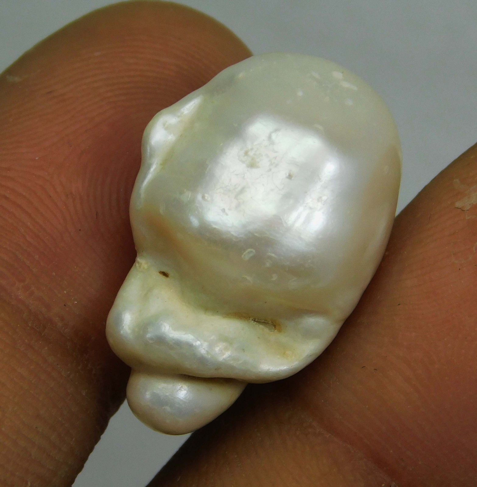 20.50 Ct Natural Baroque Pearl 22.7×14.8×12.7 mm Genuine Loose White Cream Moti