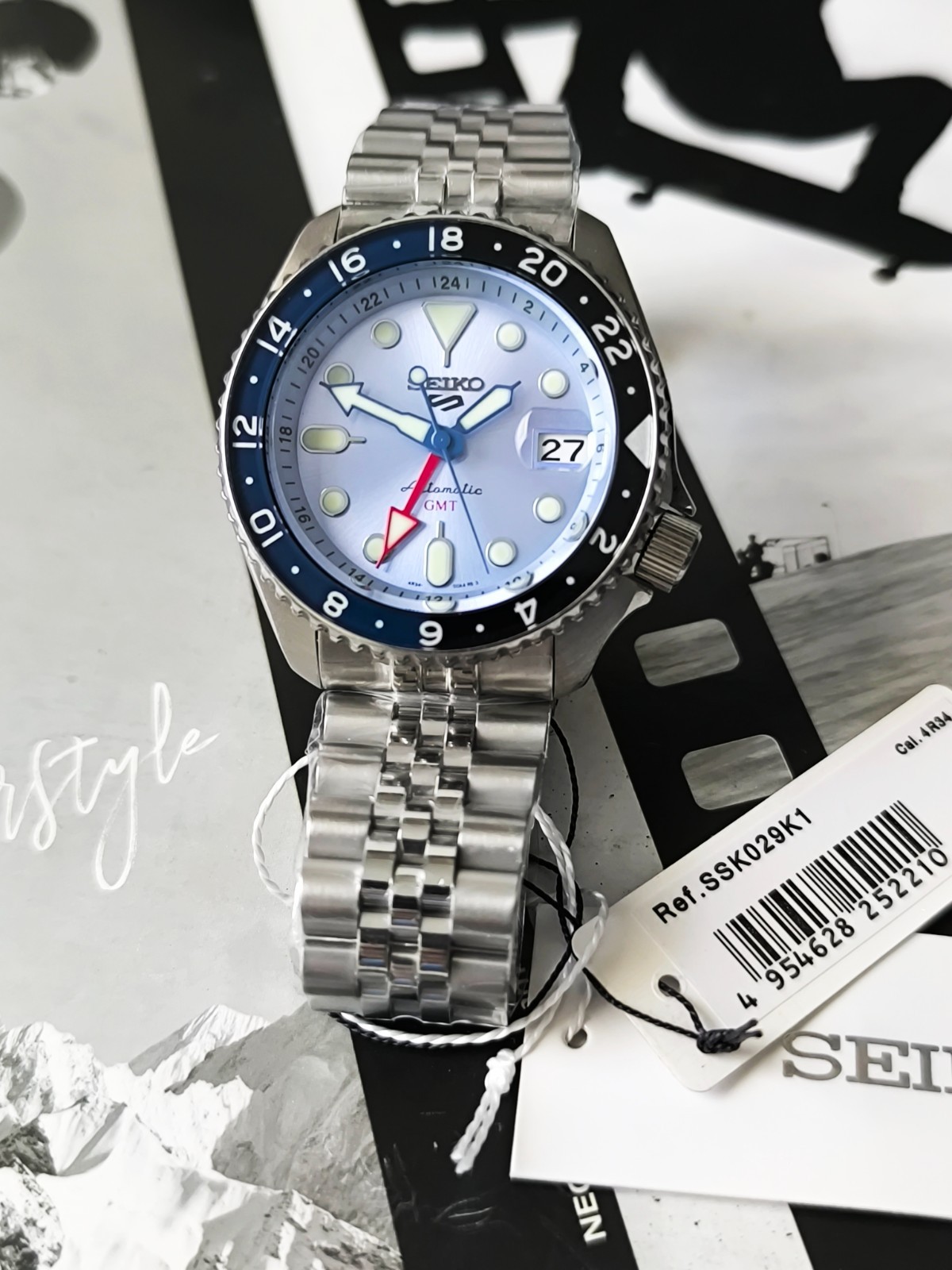 Seiko 5 sports Asia SSK029K1 SKX Style GMT ICE Blue (no/box*) SSK029K1